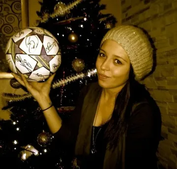 Мика Стоичков и Барса помагат на Алекс от Добрич