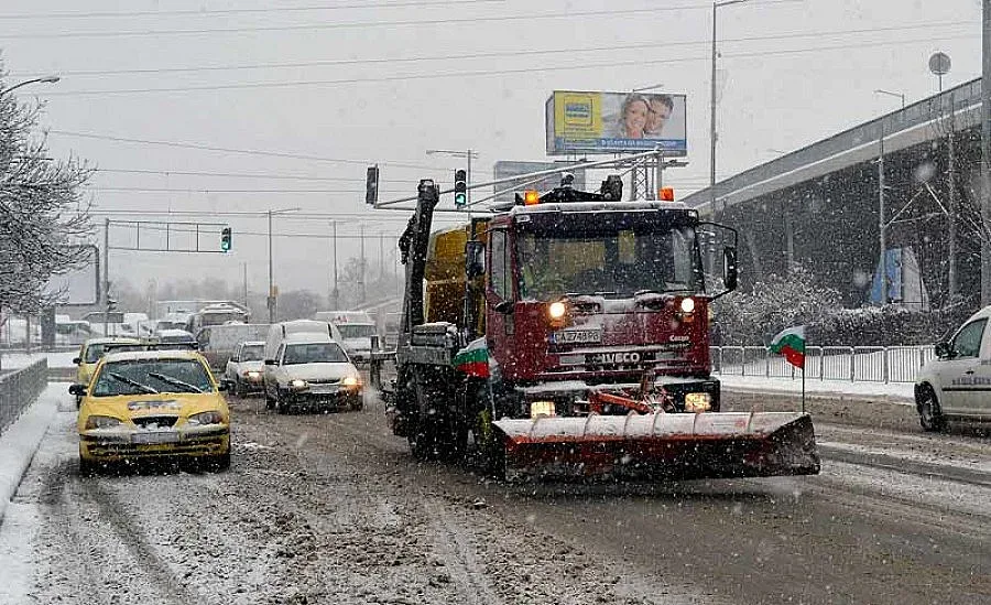 Лъснали София от снега за 1,4 млн. лв.