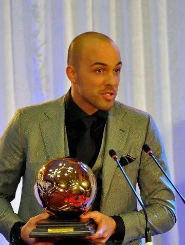 Вотът на феновете ядоса Бербатов