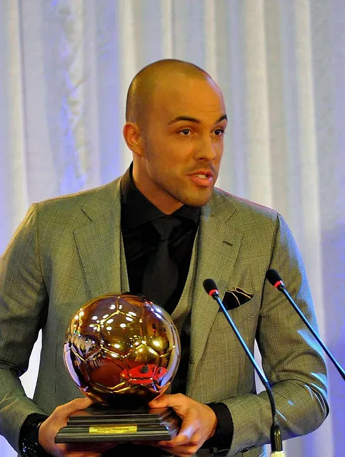 Вотът на феновете ядоса Бербатов