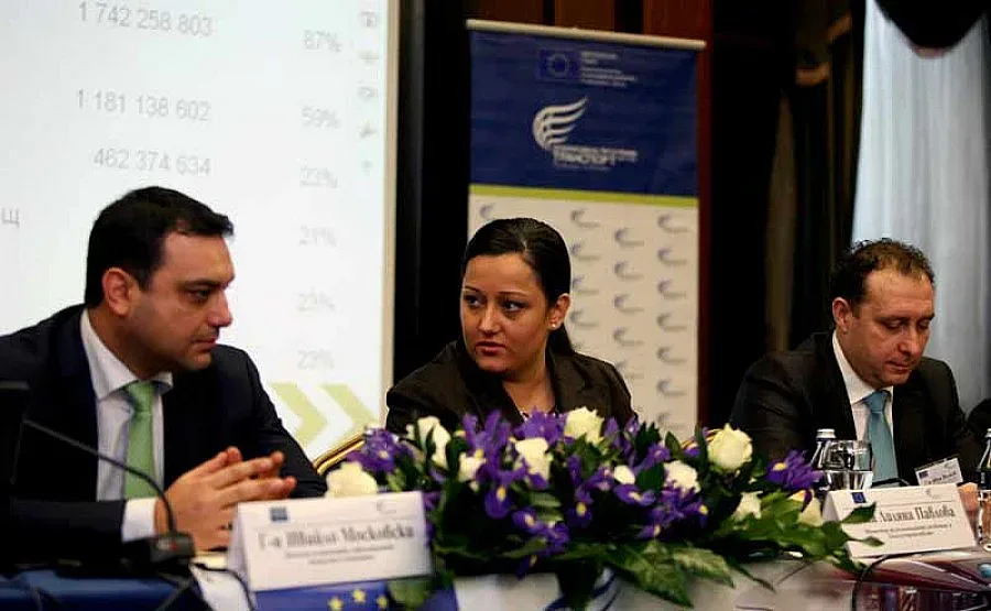 В БАН сърдити на министър Павлова