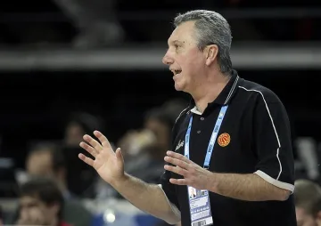 "Лукойл" си връща Марин Докузовски