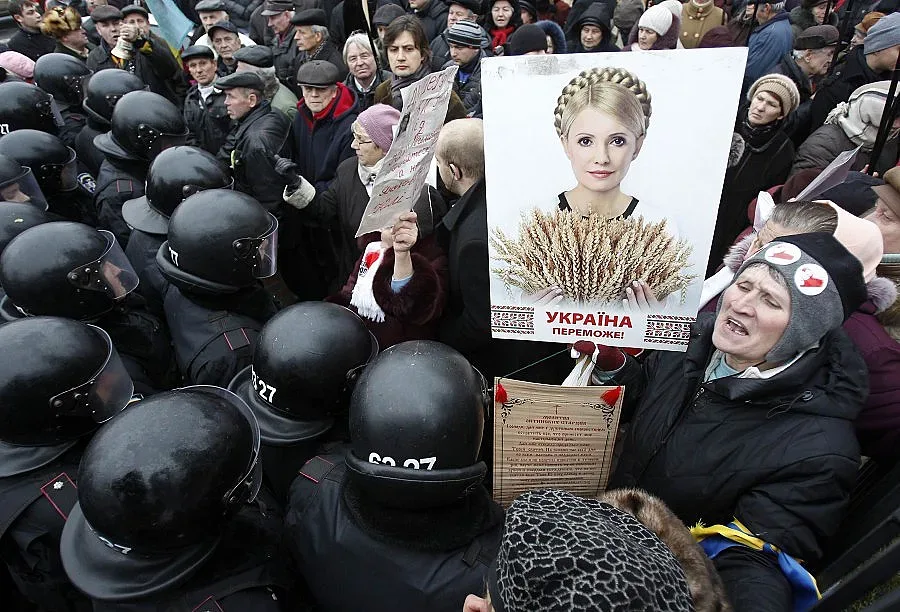 Тимошенко няма да оспорва решенията на съда