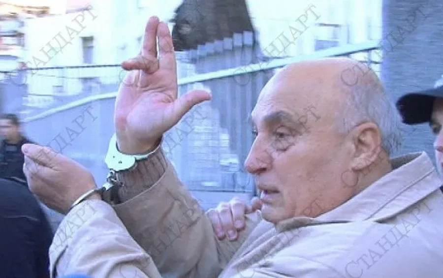 Цар Киро ще търка нара на Коледа 