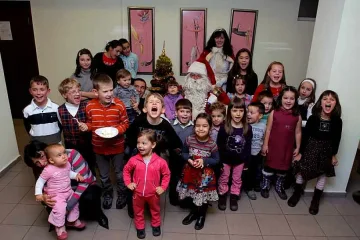 Дядо Коледа дойде в "Стандарт"