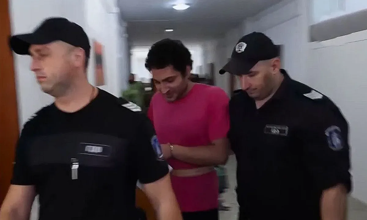 Потресаващи данни за сина, убил майка си учителка от Бургас