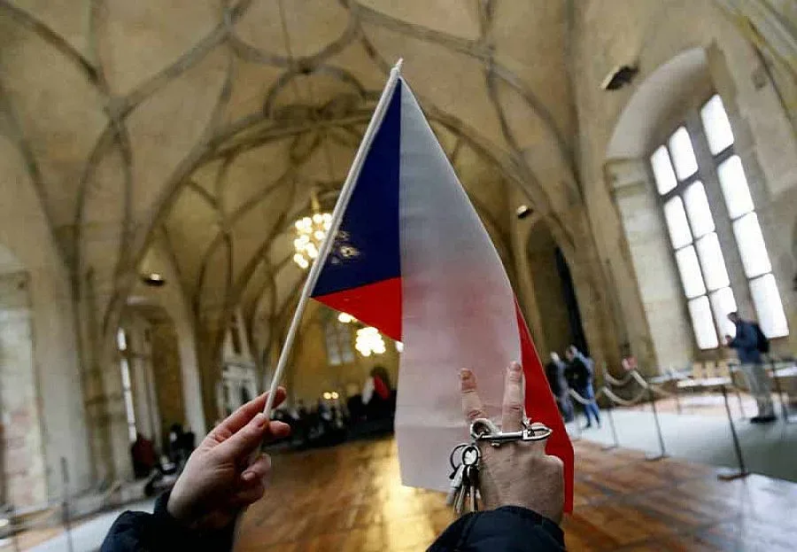 10 000 изпратиха Вацлав Хавел