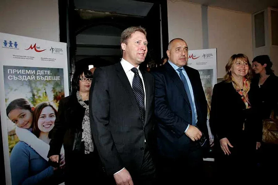 М-Тел започва инициатива „Приеми дете. Създай бъдеще” 