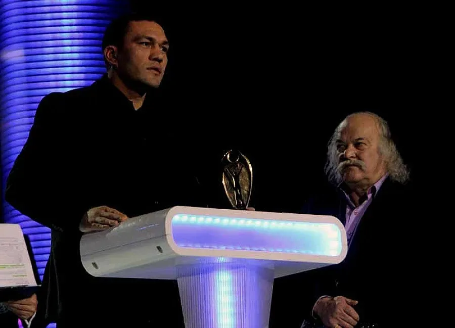 Кобрите са номер 1 в бокса