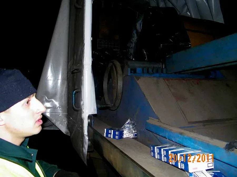 Откриха 2890 кутии цигари в сръбски товарен влак