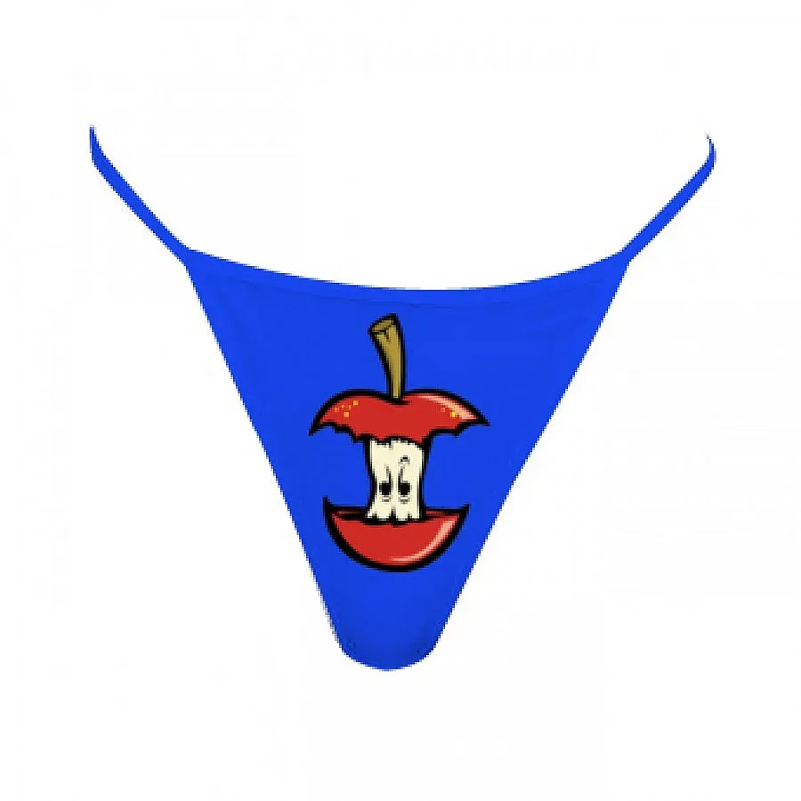 Жена буйства по прашки пред полицаи 