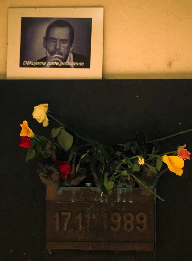 Хавел съчета театъра на абсурда и наследството на Кафка