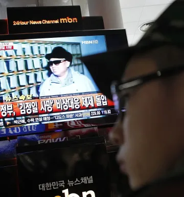 Инфаркт повали Ким Чен Ир във влак