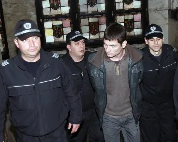 Оставиха в ареста заподозреният подпалвач 