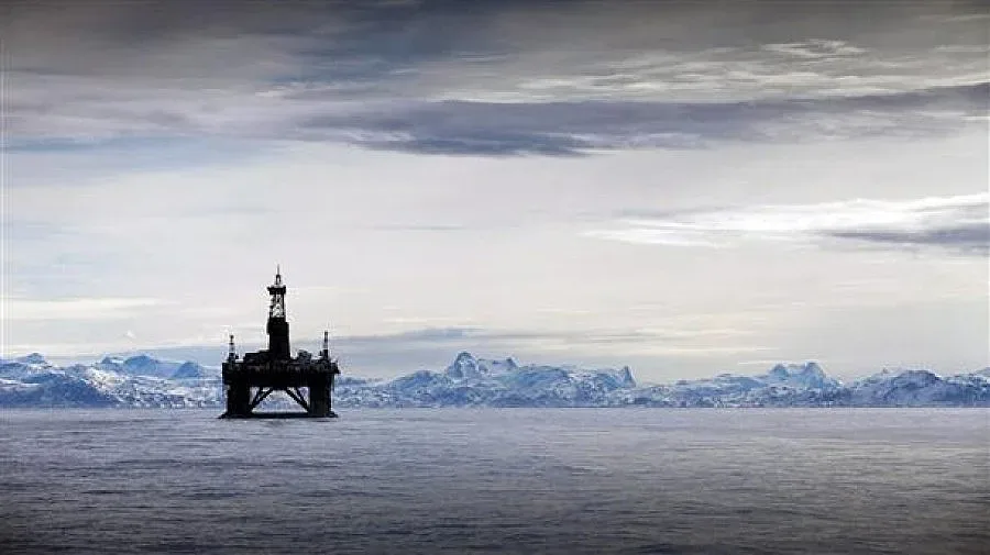 Един българин е имало на потъналата платформа