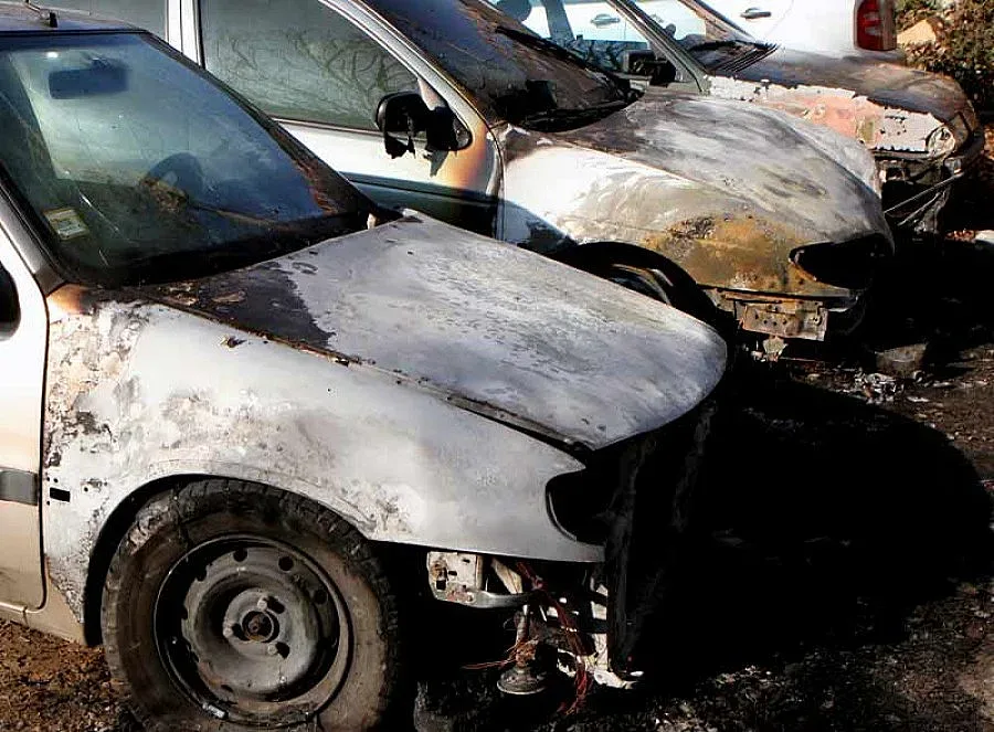 29-годишен задържан за палежите на коли в София 