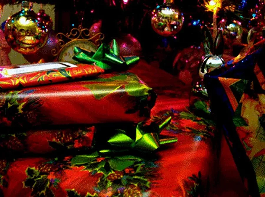 Антимафиоти прибират коледните подаръци