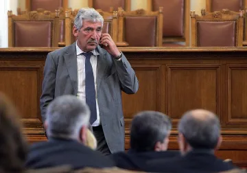 ГЕРБ дава за лечение на деца парите от глоби в НС