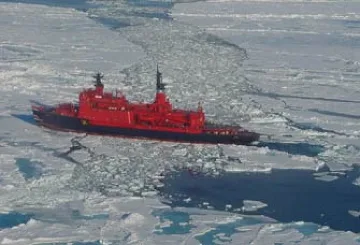 Двама загинаха в пожар на руски атомен ледоразбивач  