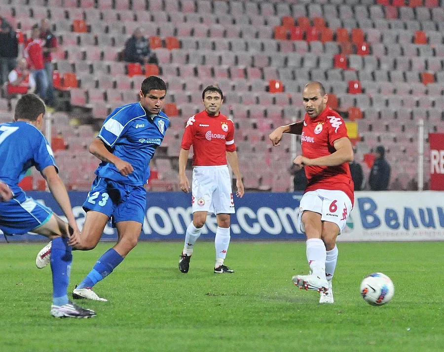 Стоянов бори допинга със сватба