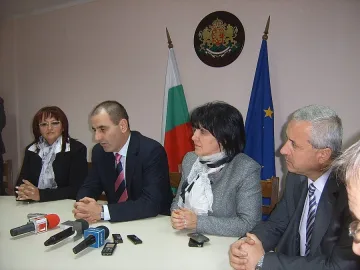 Цветанов: Задържани са 63-ма за палежите