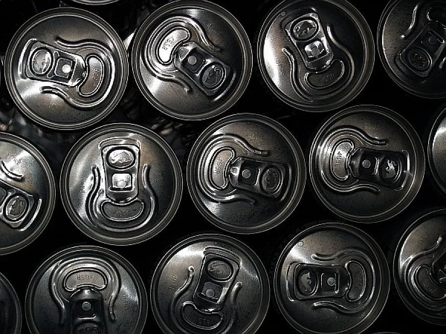 Забраняват енергийните напитки за деца