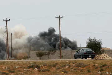 Либия пред племенна война