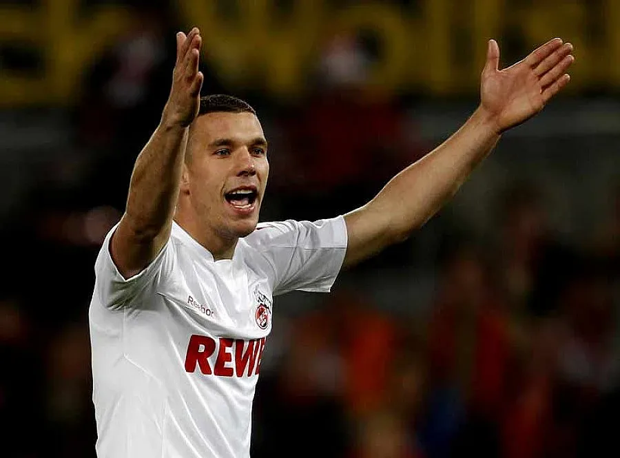 Дават "козлите" от Кьолн на Шумахер