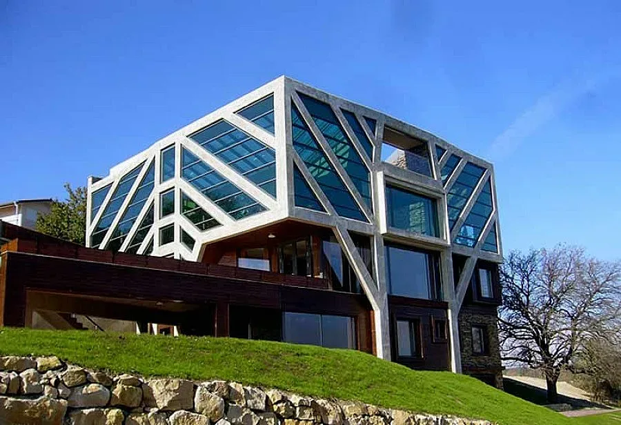 „Къщата Дърво” влезе в „1000 х European Architecture”