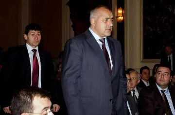 Бойко: Забраната за пушене е подарък за децата