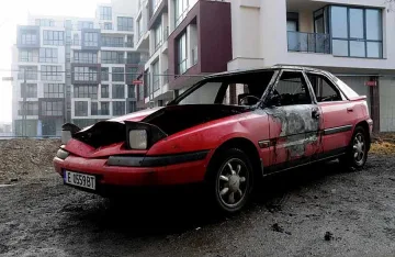 Три коли горят в Студентски град, закопчаха Куката за палежи 