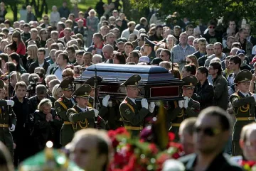 Възкресиха хокейния "Локомотив" 