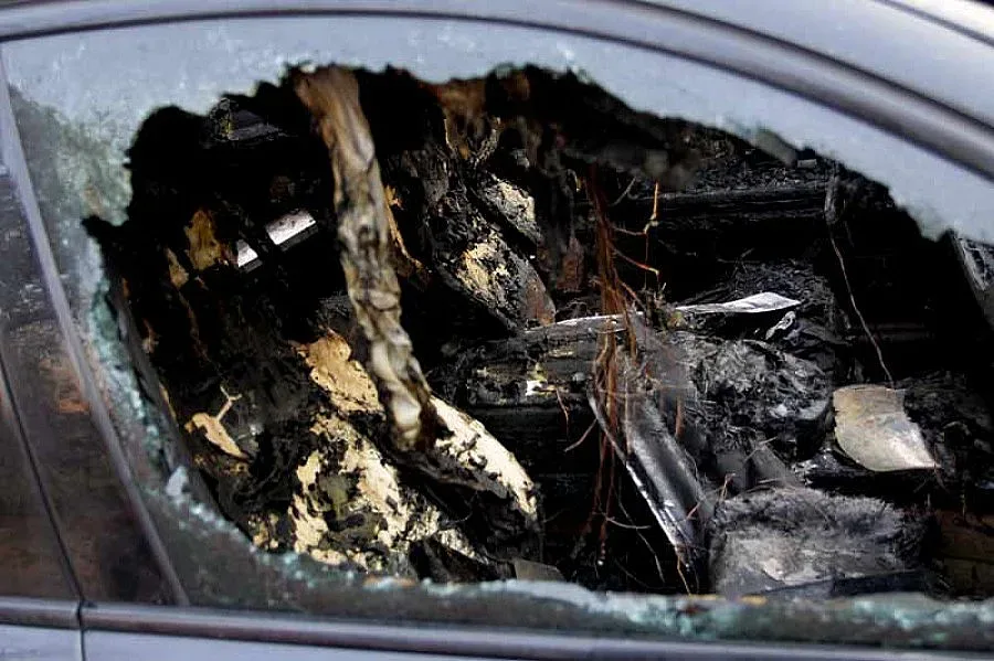 Кола изгоря и в Бургас