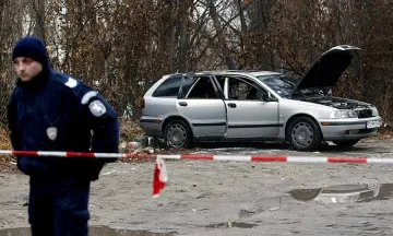 Подпалвачът вилня до СДВР, още 5 коли изгоряха