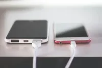 Телефонът ви се изтощава бързо и се зарежда дълго? Опитайте това!