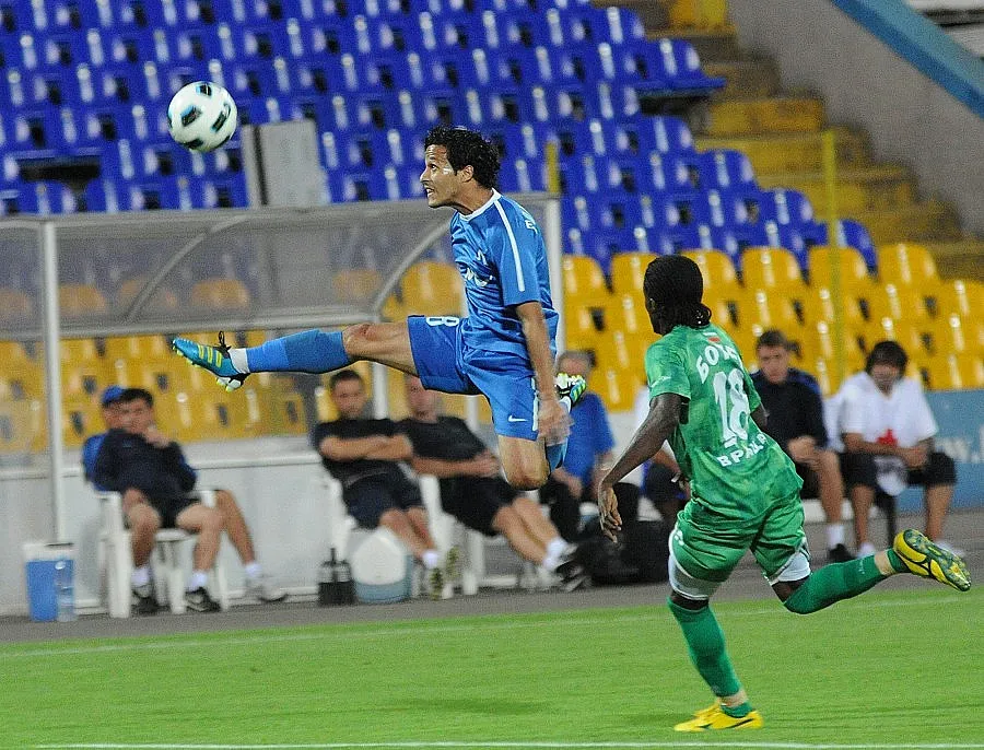  "Левски" търси отбор и за Калво