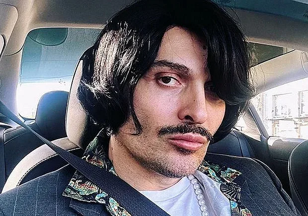 Жестоки заплахи към наш певец! Не са истина думите