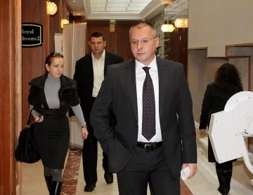 Станишев: Пенсионна реформа няма, прави се кърпеж