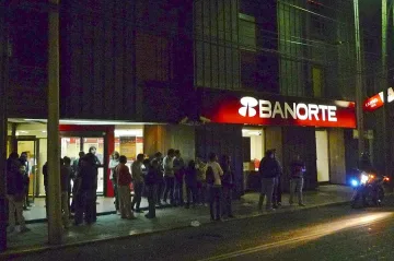 Силен трус удари Мексико, съобщават за жертви