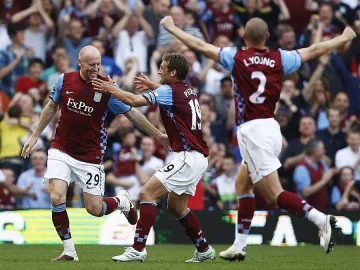 Стилиян Петров наказа тима на Мартин