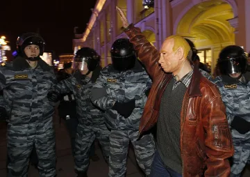 Арести на протеста на опозицията в Санкт Петербург 