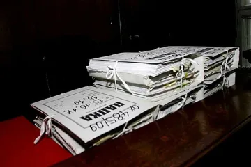 Закриват комисията "Коларов"