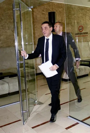 Борисов продава ЦСКА, не бил алчен