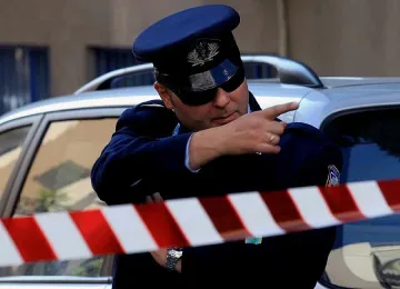 Пратка с експлозив избухна в ръцете на данъчен шеф