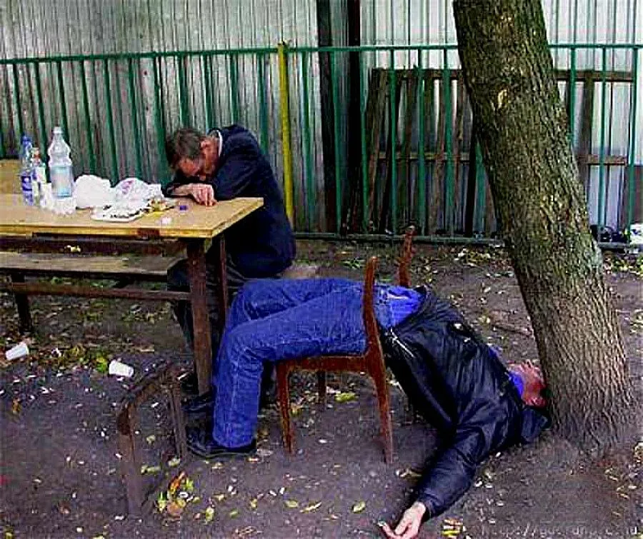 Нито един пиян студент в "Пирогов"