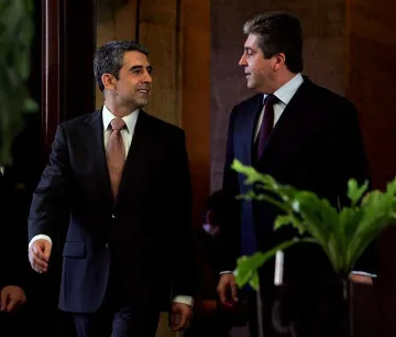 Плевнелиев се кълне пред Евангелието