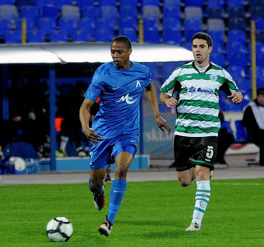 Мюлдер подписа и отпраши за Банско