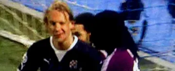 Скандално намигване в Загреб, УЕФА разследва