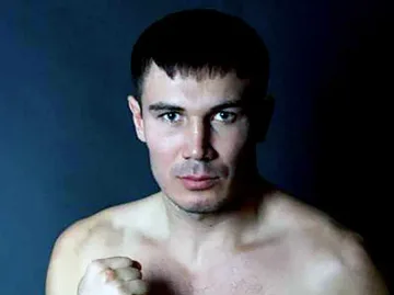 Руски боксьор почина след нокаут (ВИДЕО)