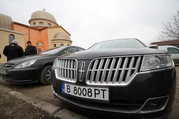 КАТ забавили митрополит Кирил за тузарския №8008